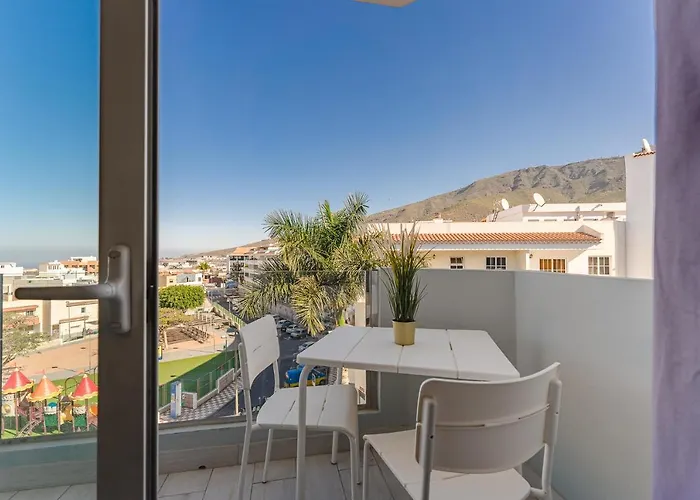 Apartment 303. Modern, Sunny Ifonche With Wifi Costa Adeje (Tenerife)