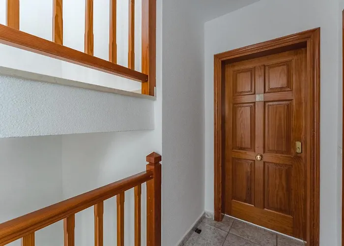 303. Modern, Sunny Ifonche With Wifi Apartment *