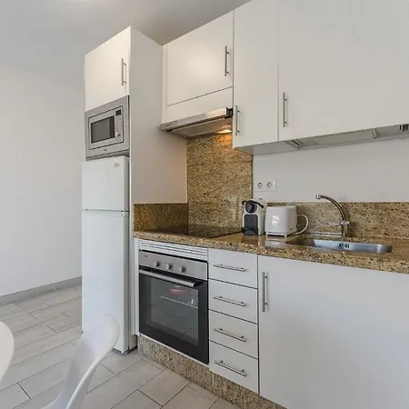 Apartmán 303. Modern, Sunny Ifonche With Wifi Costa Adeje (Tenerife)