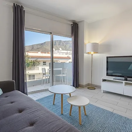 Apartmán 303. Modern, Sunny Ifonche With Wifi